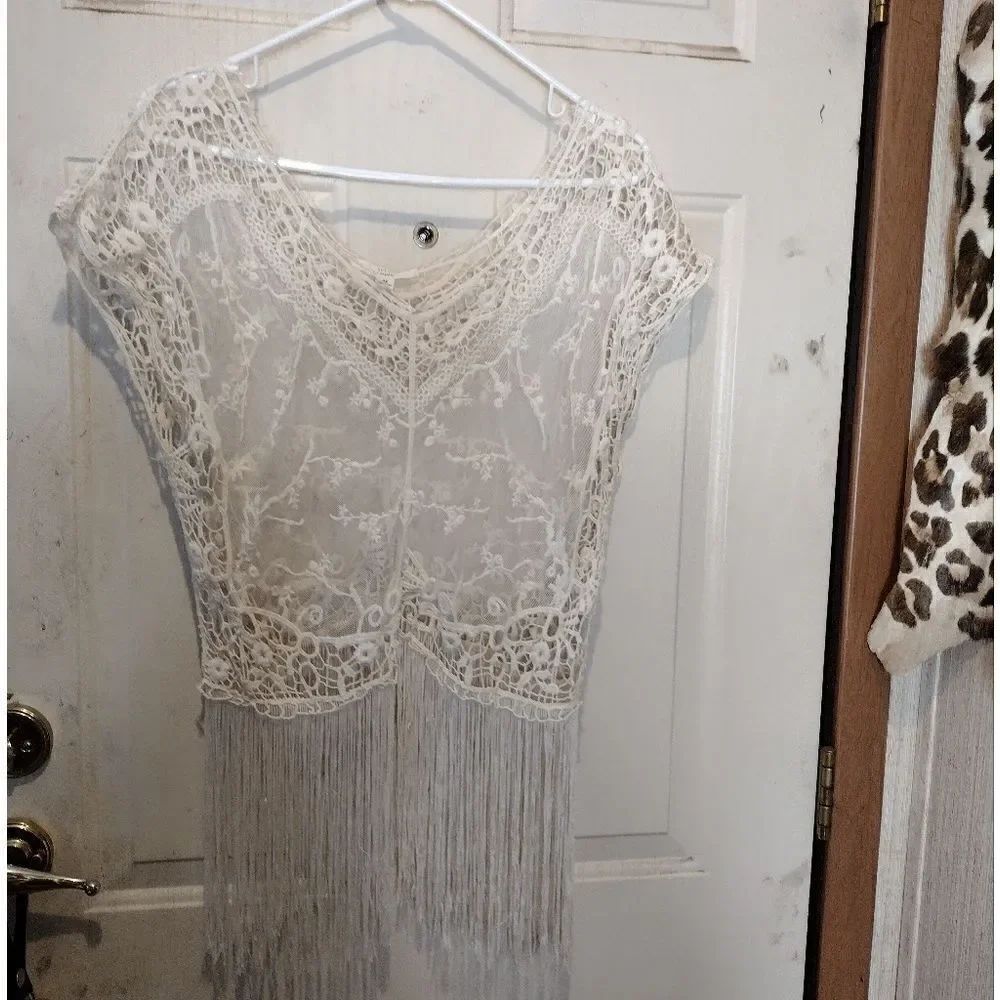 Iris Los Angeles crochet top